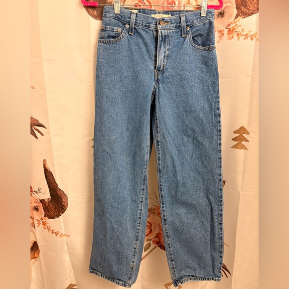 Levi's Denim - Size 23 “Baggy Dad” Levi’s